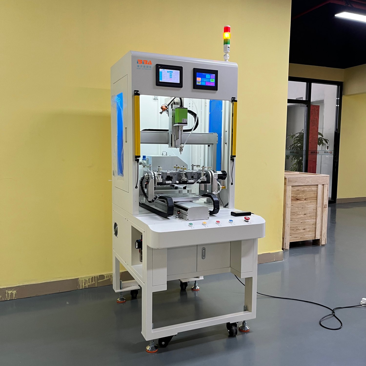 Sistema avançado de direção de servo para parafuso com trocador de bits automático para montagem de dispositivos inteligentes